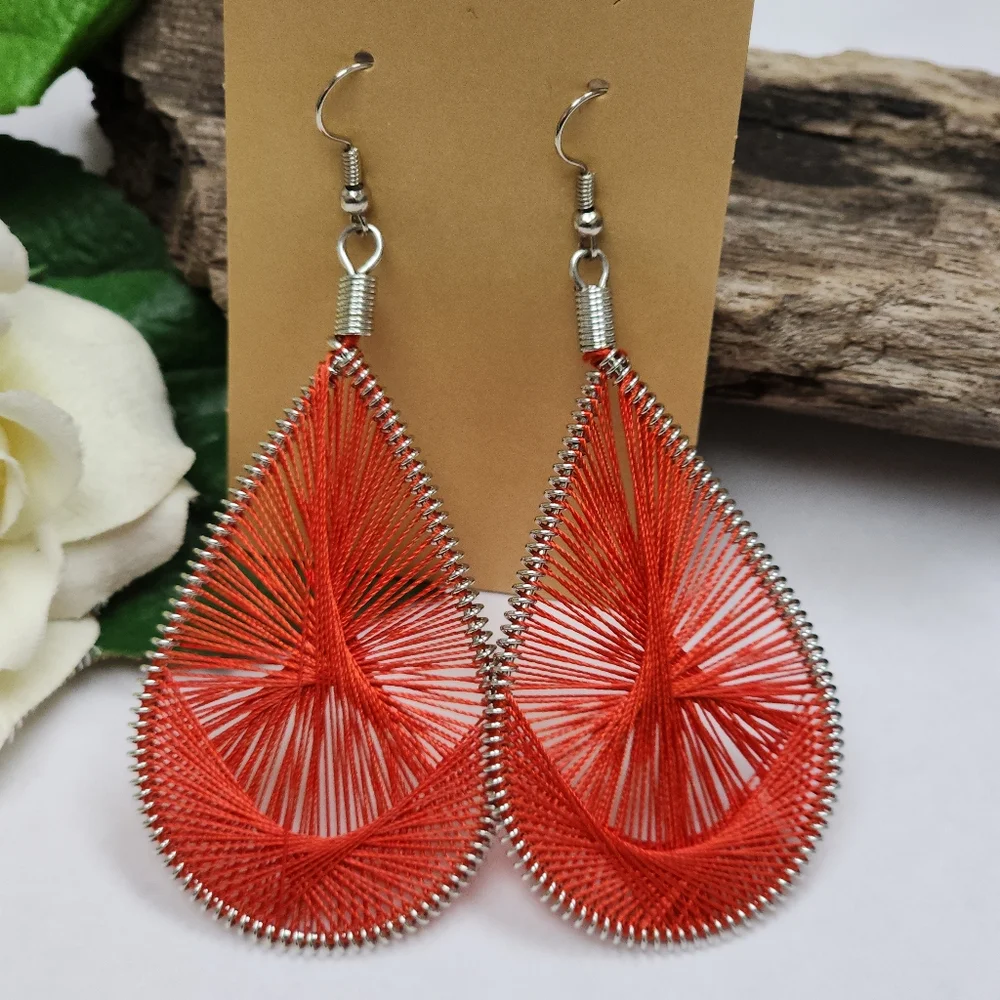 Elegant Red Teardrop Dreamcatcher Thread Earrings